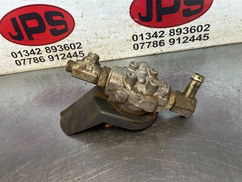 Hydraulic oil filter head - , x