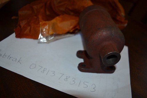 Hydraulic oil lift housing - oil,